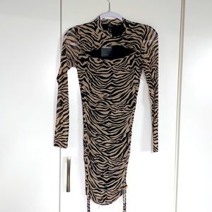 Forever 21 animal print dress new with tags size Small